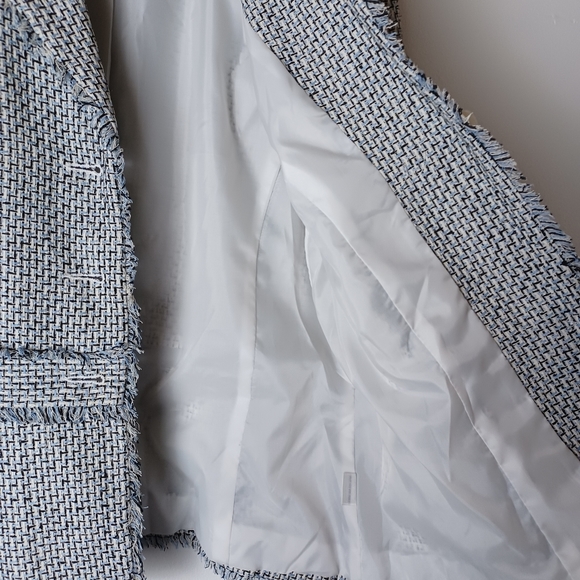 Worthington Blue and White Tweed Frayed Long Sleeve Blazer Women's Size S (6-8) - Picture 8 of 10
